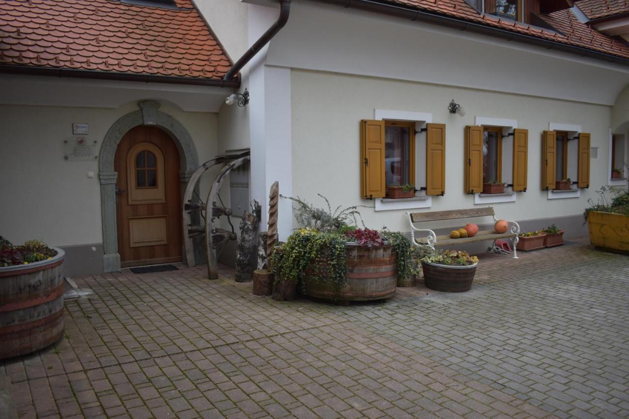 Villa Glamping Organic Farm Slibar Tržič Esterno foto
